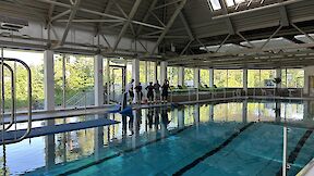 Artikelvorschaubild 22.07.2023 – Wassertransport aus dem Hallenbad